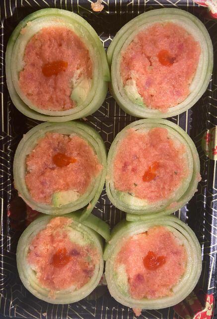 Spicy Tuna Naruto Roll